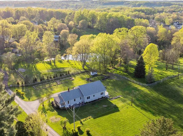 111 Corman Dr, Kennett Square, PA 19348