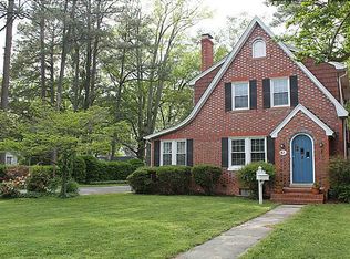 61 Raleigh Rd, Newport News, VA 23601