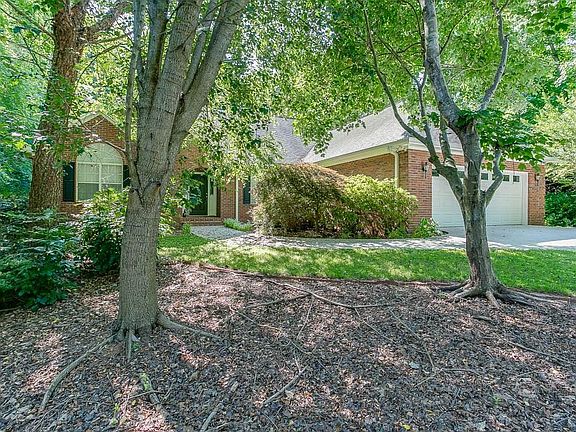 2nd image of 2130 Imperial Dr