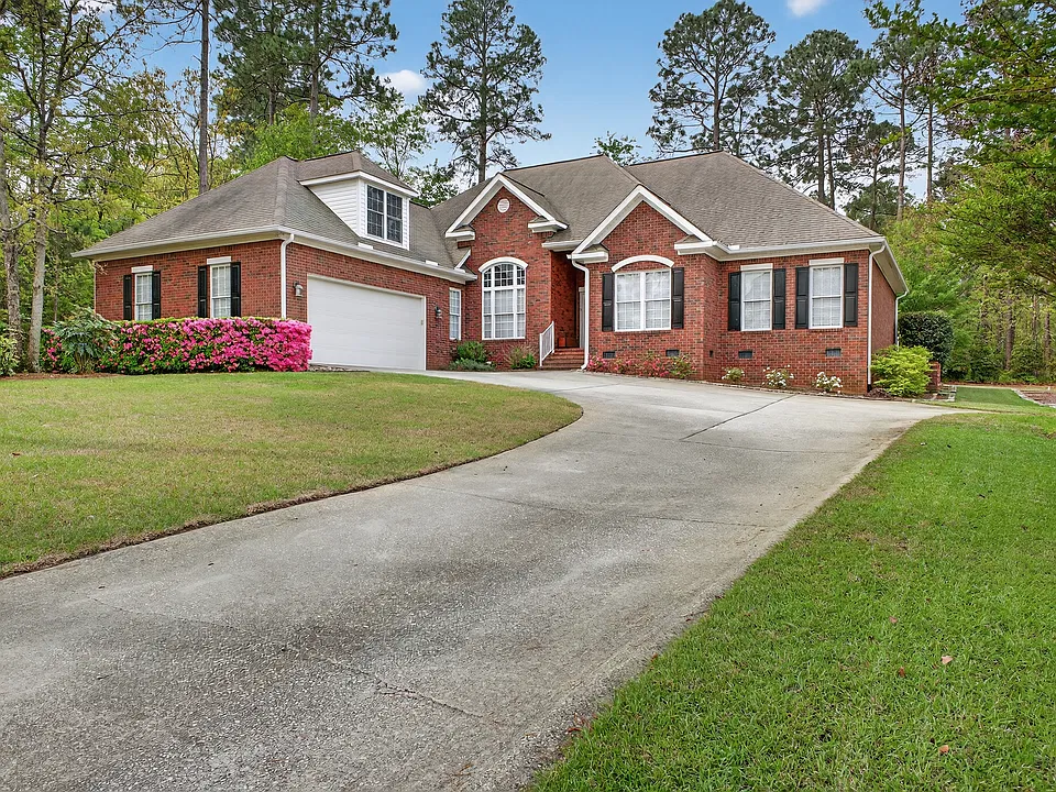 15 Ashbrook Ct
