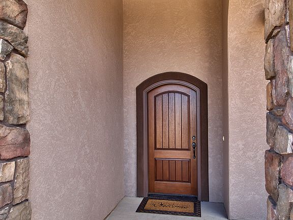 Covered Entry Way