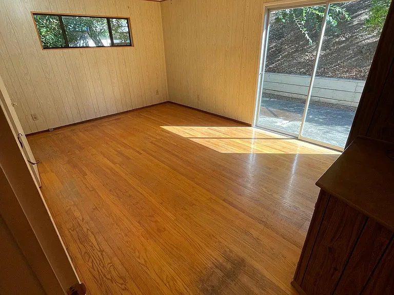 348 Glorietta Blvd — Photo 17