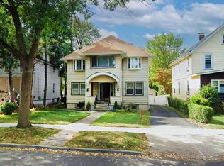 18 Bergen Ave, Ridgefield Park, NJ 07660