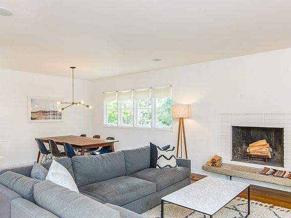 5th image of 3015 Ledgewood Dr