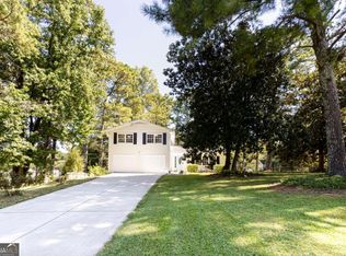 680 Emerald Forest Cir, Lawrenceville, GA 30044