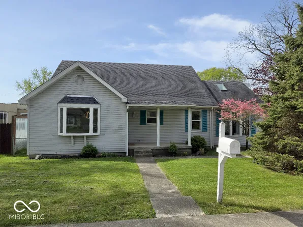 1721 W 18th St, Muncie, IN 47302