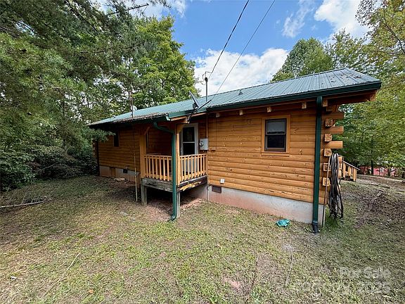 4th image of 685 Possum Holler