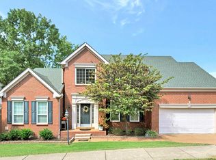 800 Holt Grove Ct, Nashville, TN 37211