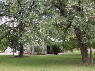 7121 Land Grant Trl, Athens, TX 75751