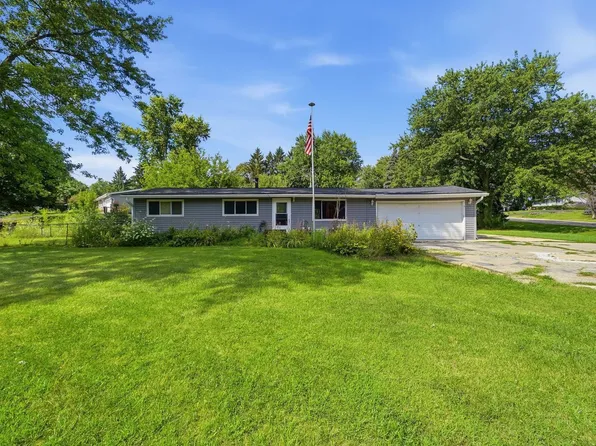 3715 Claremont Rd, Johnsburg, IL 60051