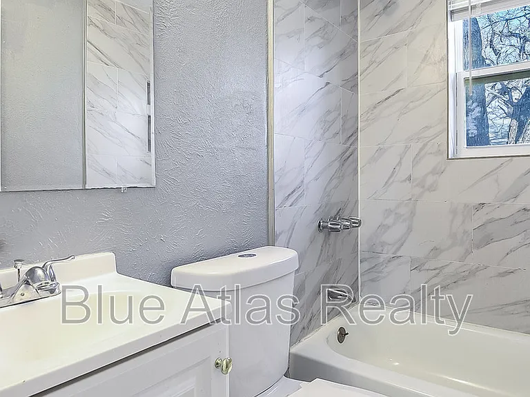1212 Riverview Dr #B — Photo 17
