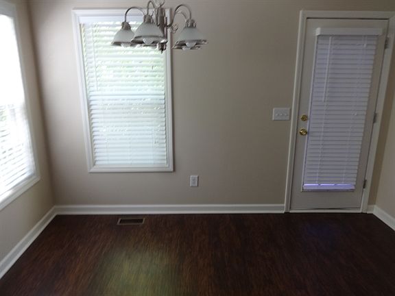 5th image of 2627 McGuire Dr