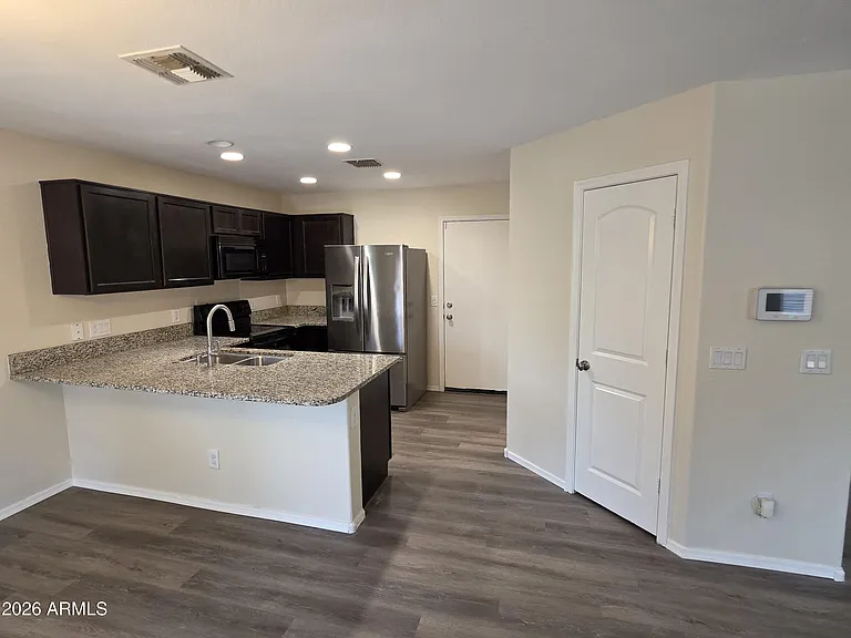 6063 E Sotol Dr — Photo 5