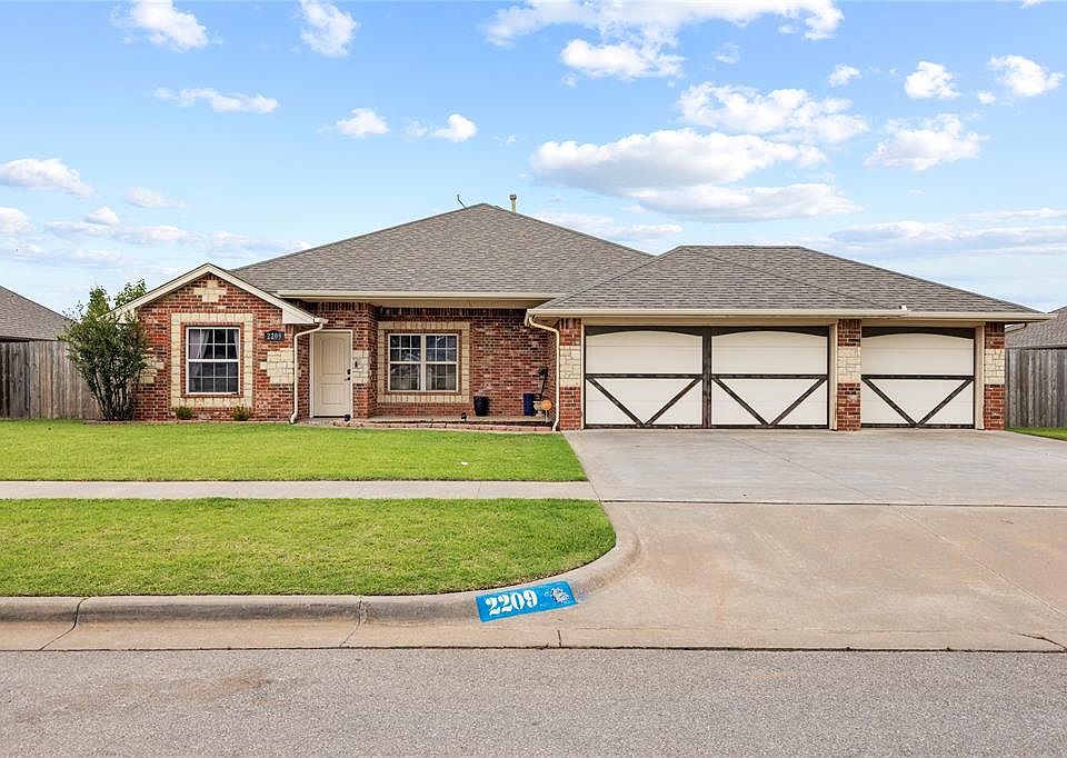 1st image of 2209 Stratta Dr