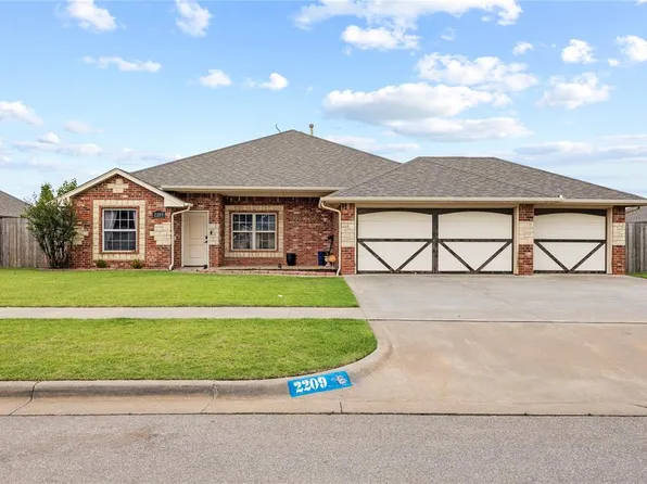 2209 Stratta Dr, Weatherford, OK 73096