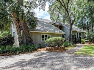 40 Red Oak Rd, Hilton Head Island, SC 29928