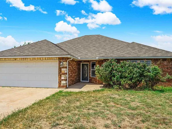 130 Arapaho St, Geronimo, OK 73543