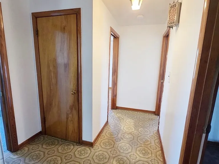 181 Willett St — Photo 12
