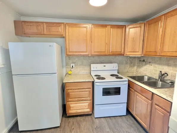 Hillside Apartments, 400 Santa Fe Dr APT 2, Pueblo, CO 81006