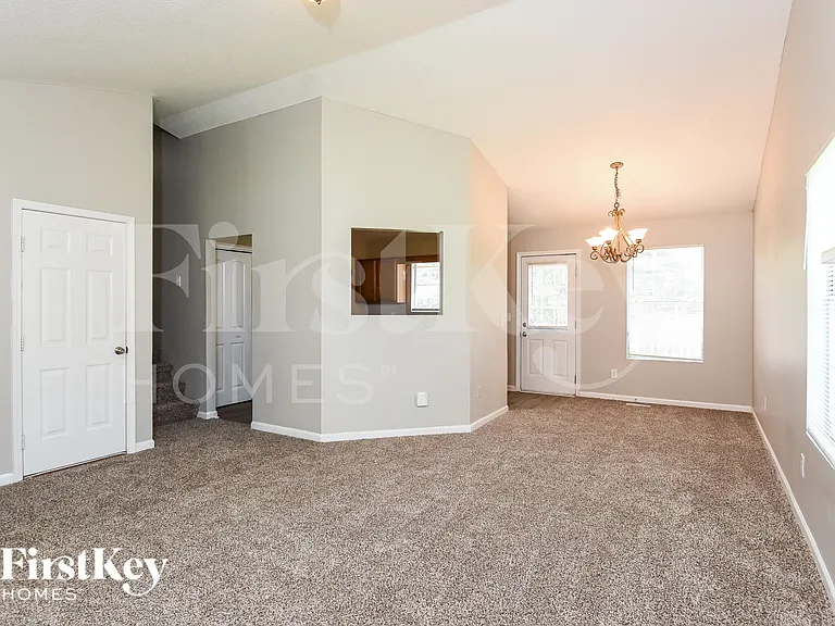 21 Rubie Ln SW — Photo 5