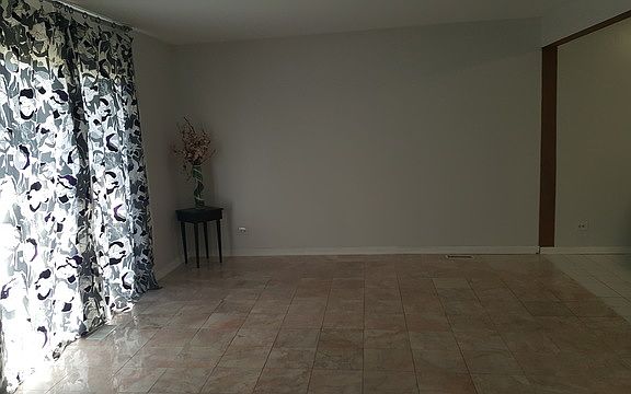 5th image of 7792 Woodward Ave