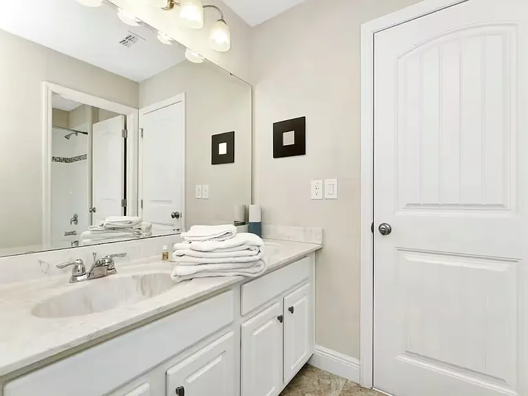 4139 Oaktree Dr — Photo 38