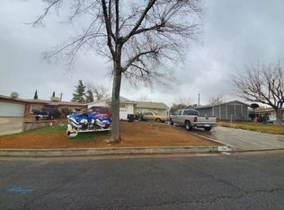 1350 E Avenue R2, Palmdale, CA 93550