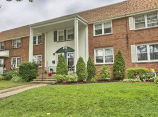 222 Sycamore Rd, West Reading, PA 19611