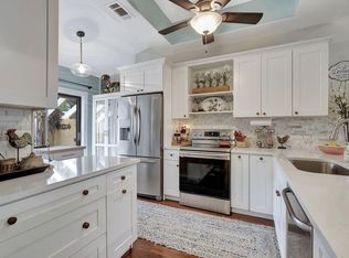 10907 Lake Front Pl, Boca Raton, FL 33498