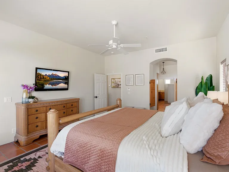 7592 E Monterra Way — Photo 23