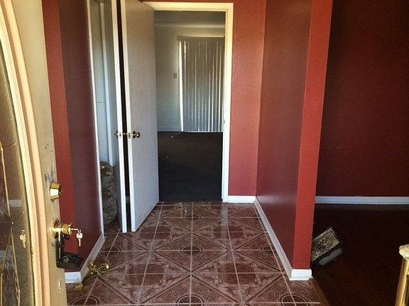 3rd image of 3149 Keithway Dr