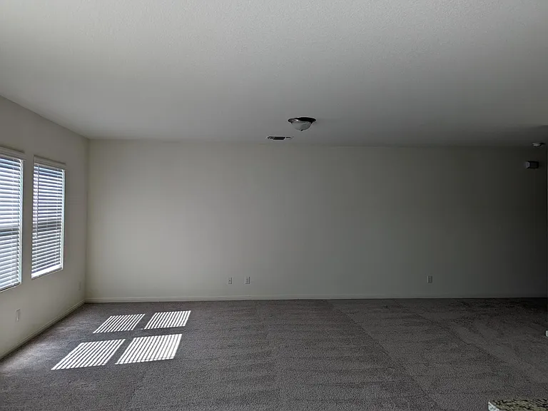 5703 Kellog Ct — Photo 12