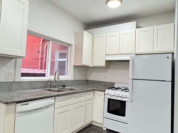 2nd image of 2723 W Sunset Blvd APT 2