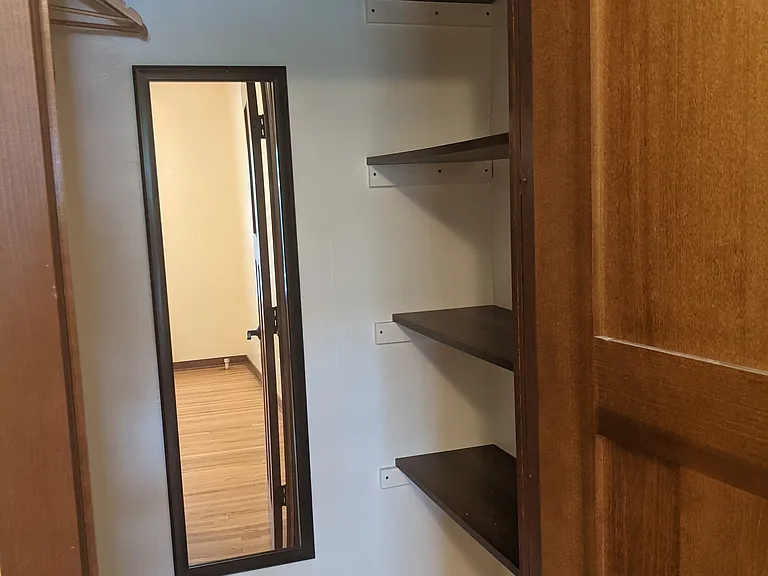 2733 Girard Ave S #303 — Photo 21