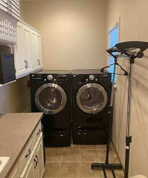 Shared Main Laundry Room