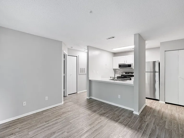 Concord Apartments — Photo 53
