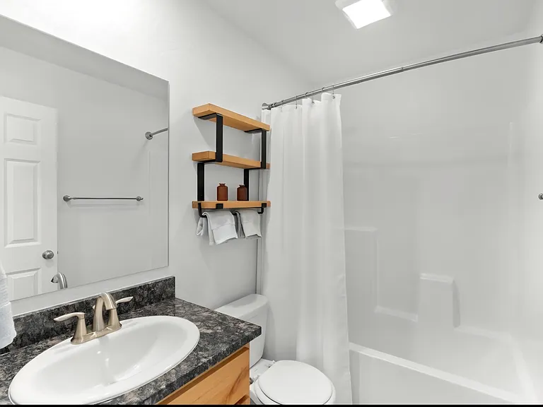 236 Sunset Alley Dr — Photo 16