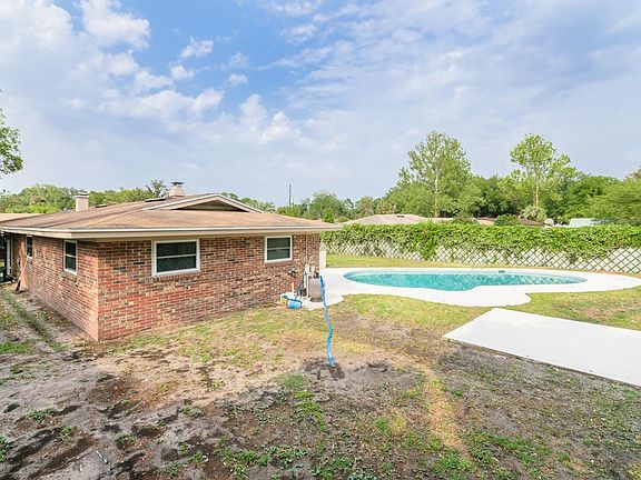 4th image of 8122 Veracruz Dr