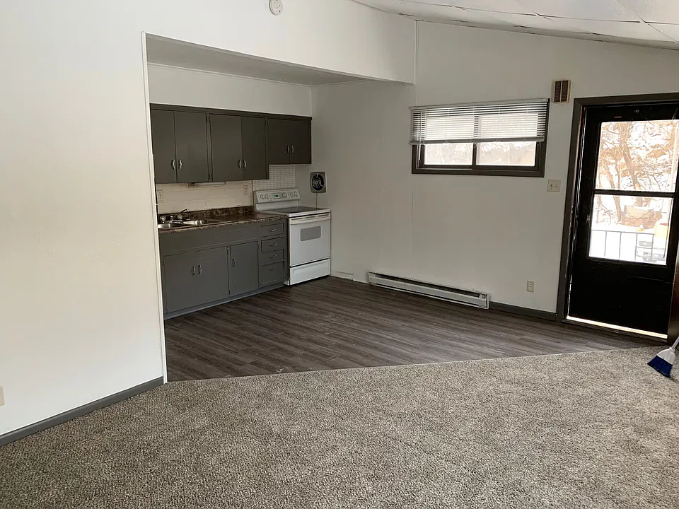 Indian Hills Apartments