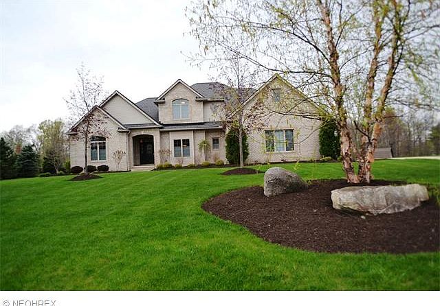1st image of 307 Parkside Ct