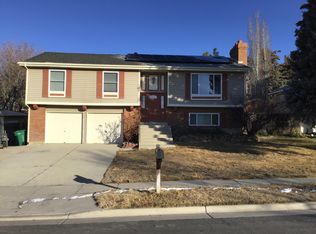1229 E Hollyridge Rd, Sandy, UT 84094