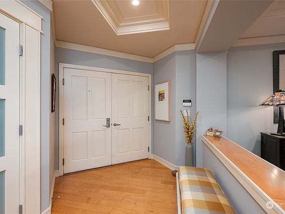 4th image of 528 Lake Street S #A102