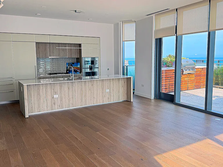 211 N Harbor Dr #4101 — Photo 2