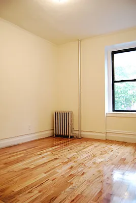 Rented by Bohemia Realty Group | media 12