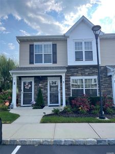 57 Weatherby Lane #57, Central Islip, NY, 11722