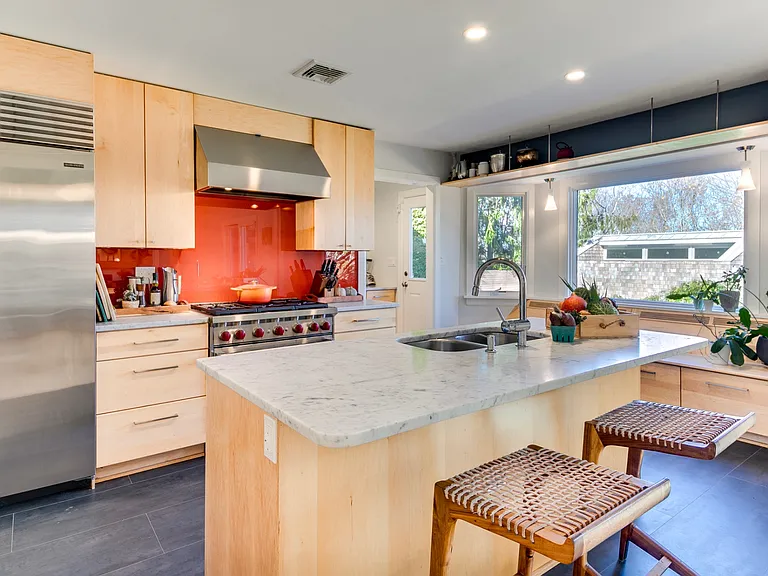 71 Island View Dr W — Photo 11