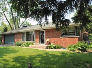 2N070 Bernice Ave, Glen Ellyn, IL 60137