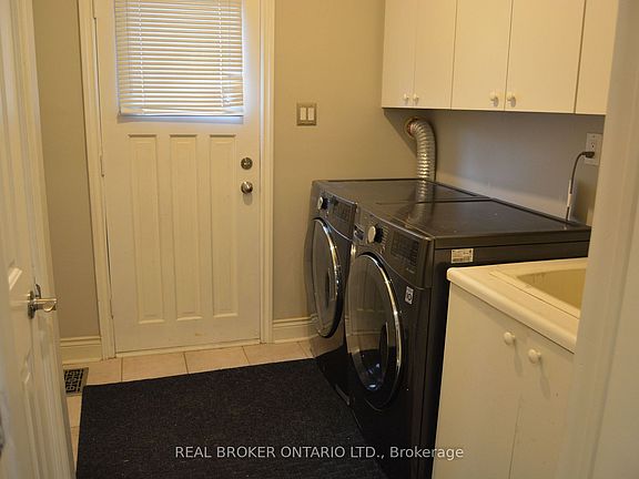 4th image of 1949 Pimlico Ct