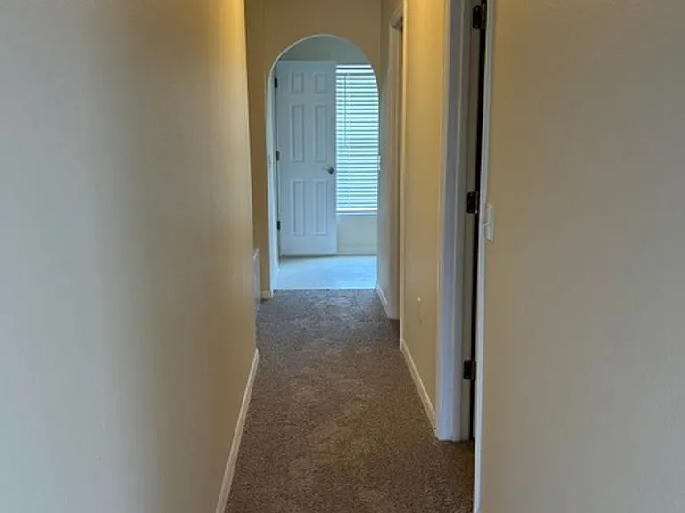 2940 Bedford St — Photo 20