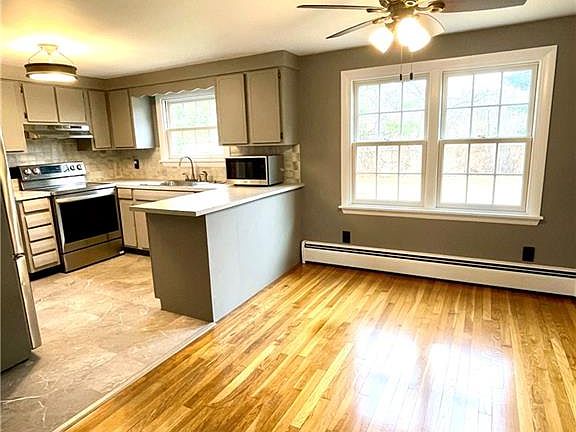 4th image of 58 Wildwood Trl